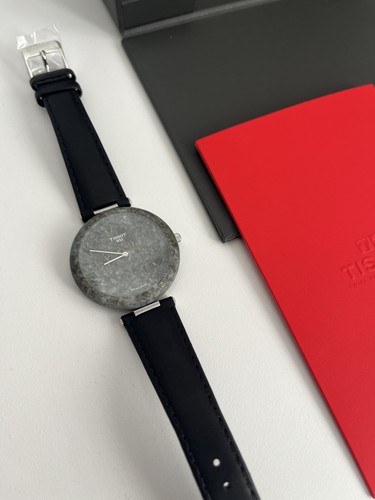 Rare 2025 tissot rockwatch - rare,