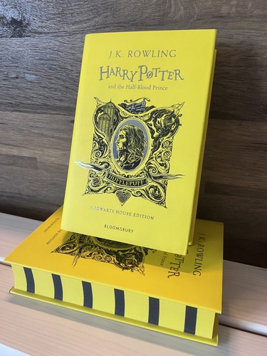 Hufflepuff house hogwarts - hufflepuff,