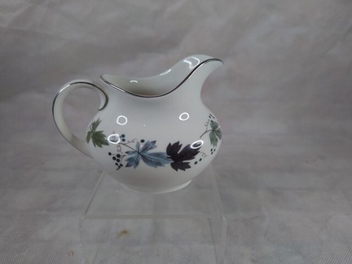 Royal doulton burgundy - royal, milk
