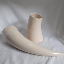 *BLKSMITH* TRADITIONAL BEER drinking Horn & Holder Stand VIKING Cream  Plastic