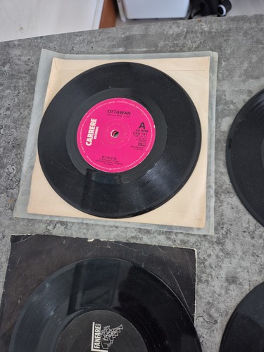 Small bundle vinyl - bundle,