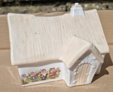 Rare Aynsley Disney Snow White Seven Dwarfes Cottage Bone China Money Box