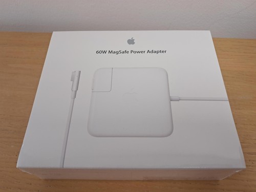 Offical apple macbook - apple,