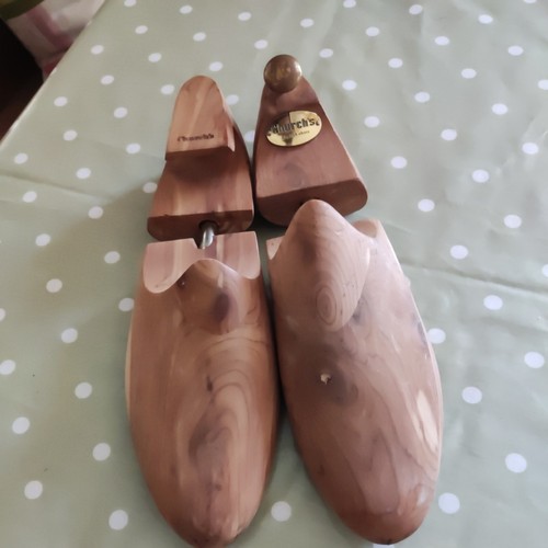 Church sprung shoe trees - church's,