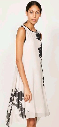 Stunning dress mint velvet - by,