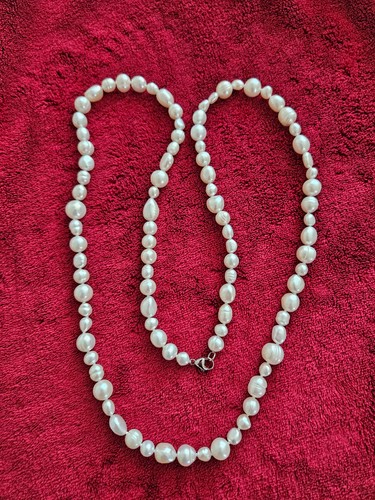 White baroque freshwater pearl - baroque,