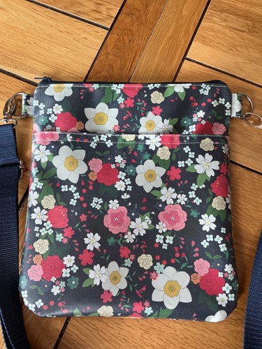 Cross body bag new - cross,