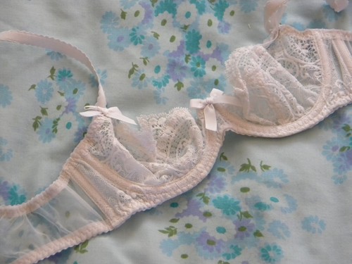 Agent provocateur 32b semi - provocateur,