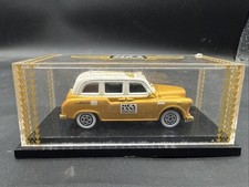 2005 Matchbox MEA GOLD LONDON