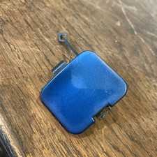 BMW E46 COUPE CONVERTIBLE SE TOPAZ BLUE REAR TOW EYE HOOK COVER (NOT M SPORT!)