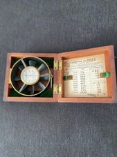 Vintage Anemoneter-Keuffel &