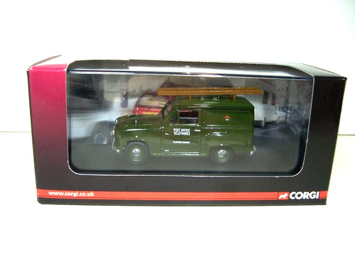 Corgi drive time va01709 - corgi,