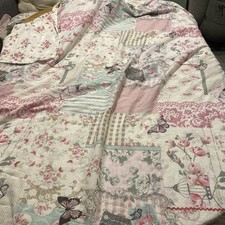  VELOSSO white with floral  multi pattern   double duvet set  2 pillow cases 