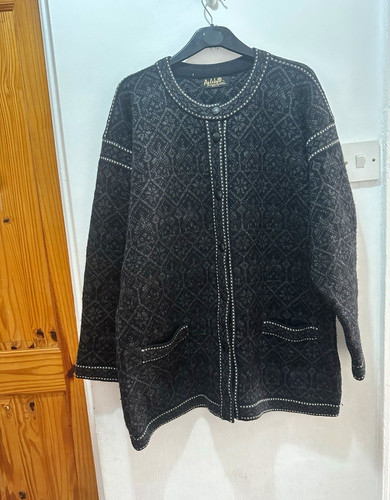 Vintage 100 wool cardigan - vintage,