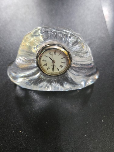Miniature quartz clock - quartz,