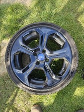 1x Single Ford Fiesta ST180 17" 5 Spoke ST3 Alloy Wheel + Tyre - Gloss Black