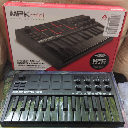 Akai mpk mini mk3 - akai,