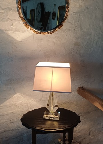 Lucite table lamp modern - table,