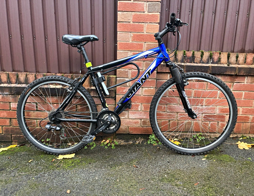 Giant rock mountain - bike,