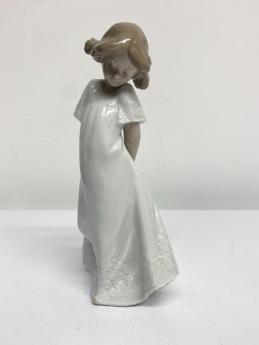 Authentic nao lladro - lladro, "so