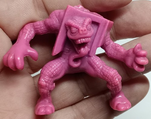 Monster pocket series 4 - pocket,