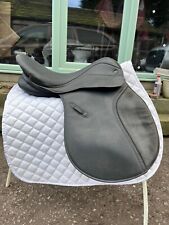 17 Inch Thorowgood Saddle Medium