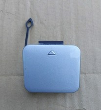 BMW E39 523i SE Rear Bumper Towing Eye Cover Touring Auto 1998 8213683