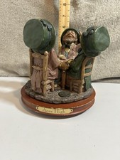 Declan’s Finnians “Aces High” 44465 – Irish Leprechauns Playing Cards Figurine