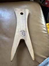 Bin TOWER WOODEN WELLY BOOT JACK SHOE REMOVER