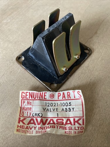 Genuine oem kawasaki - genuine, ke175