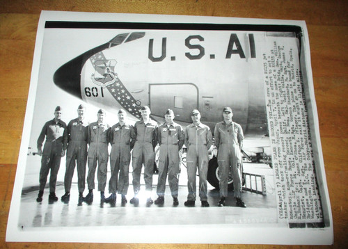 1958 vintage wire photo - wire, of