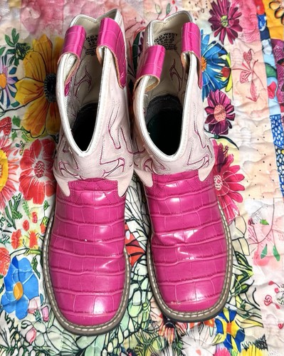 Old west kid 13d - 13d, pink