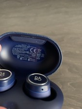 Bang & Olufsen Beoplay E8  Wireless Earphones Oxygen Blue
