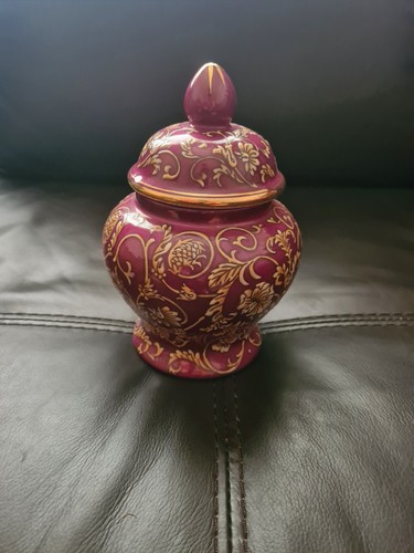 Vintage large past times - vintage,