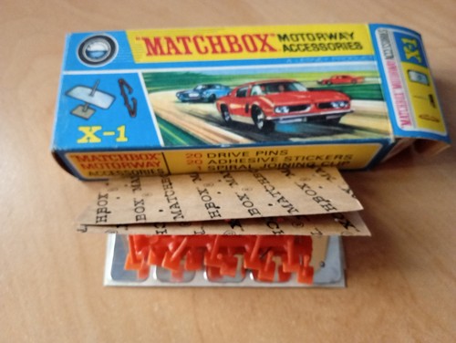 Matchbox motorway accessories - matchbox,