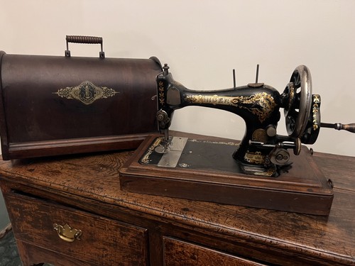Singer year 1897 - singer, 28