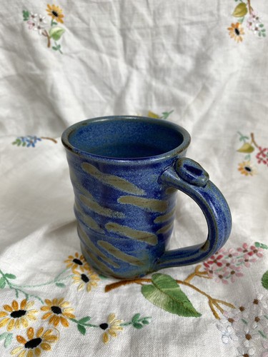 Vintage studio pottery blue - studio,