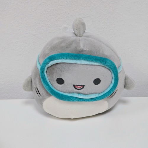 Squishmallow gordon the - squishmallow, shark
