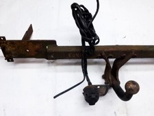 1049284 e1100-2723 Tow bars