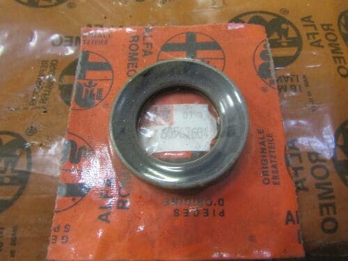 60567604 camshaft oil fender - camshaft,