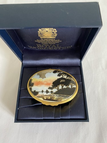 Royal worcester hinged oval - worcester,