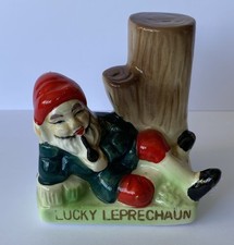 LOVELY VINTAGE 1980s LUCKY LEPRECHAUN IRELAND IRISH SOUVENIR ORNAMENT FIGURE