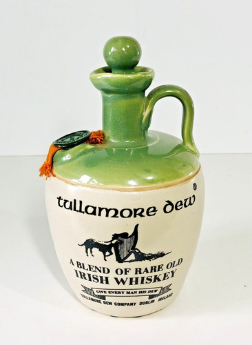Tullamore dew irish whiskey - dew,