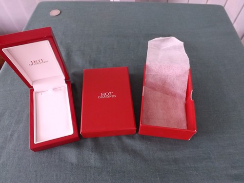 Hot diamonds red jewellery - diamonds, box