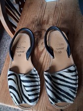 Avarca Leather Animal Print