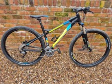 Mountain Bike. Saracen Kili