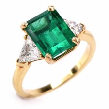 3Ct Green Emerald Trilogy