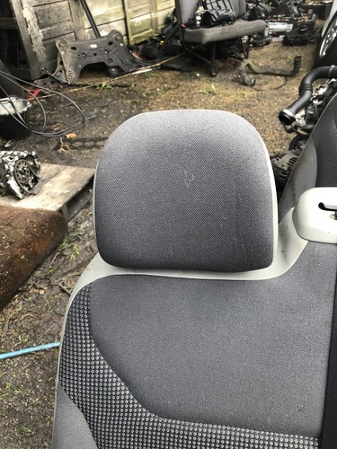 Head rest seat - head, vivaro