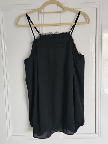 Cold shoulder top