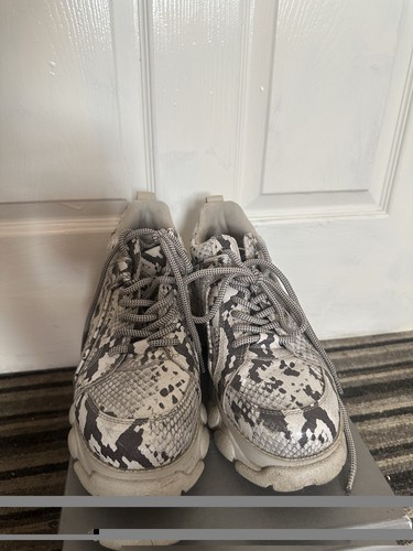 Buffalo trainers - buffalo,